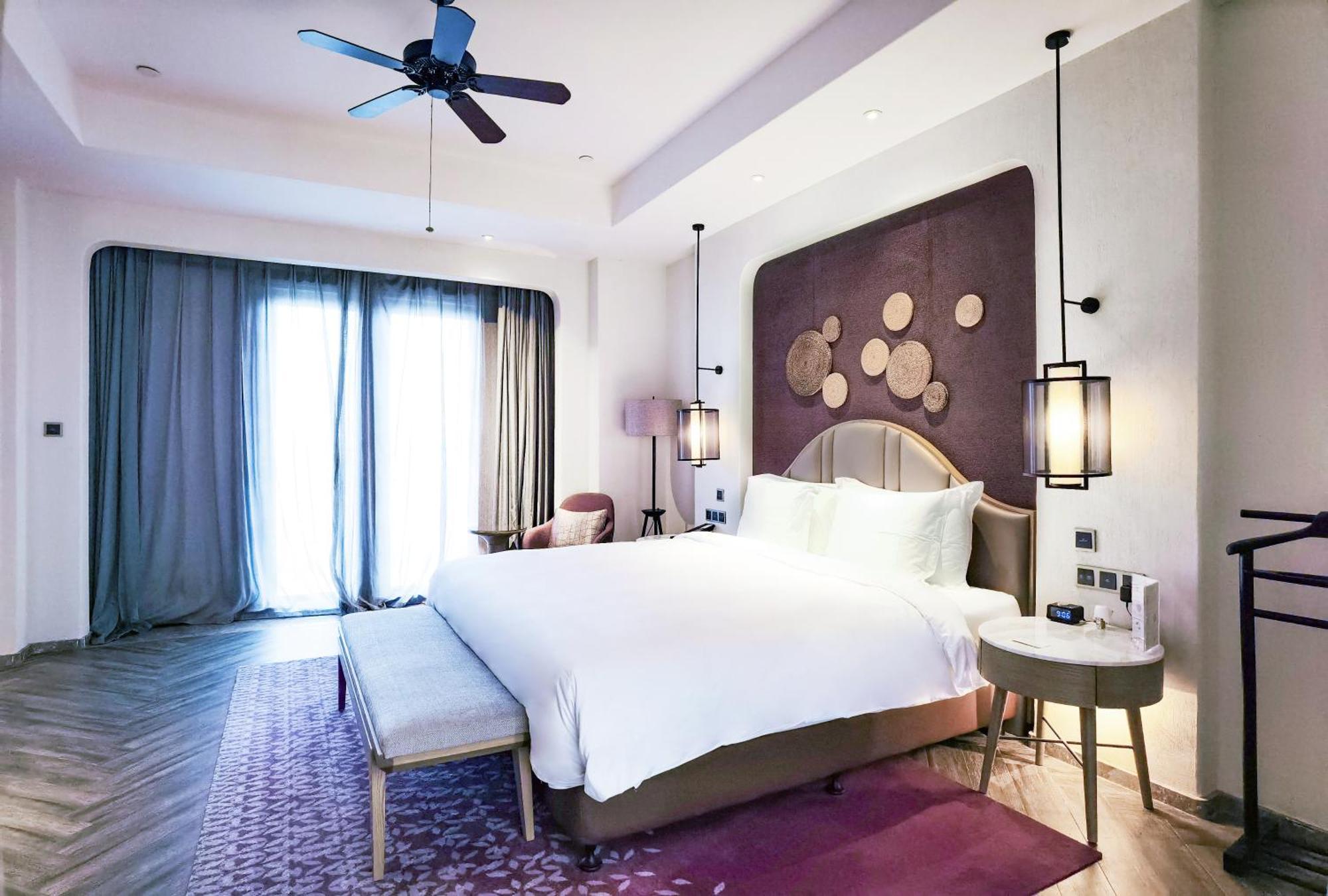 Crowne Plaza Qingdaoorientalmoviemetropolis By Ihg Ξενοδοχείο Εξωτερικό φωτογραφία