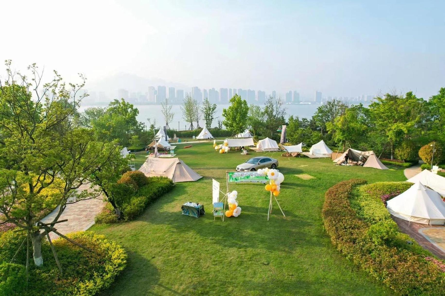 Crowne Plaza Qingdaoorientalmoviemetropolis By Ihg Ξενοδοχείο Εξωτερικό φωτογραφία