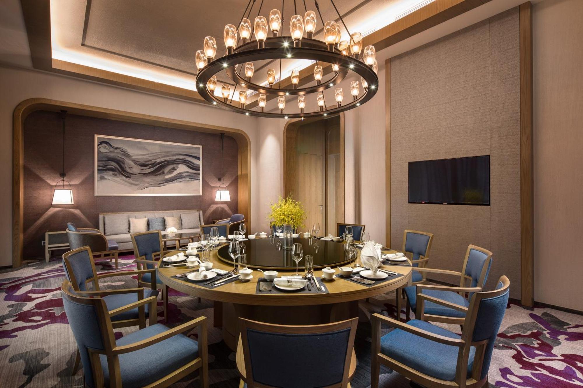 Crowne Plaza Qingdaoorientalmoviemetropolis By Ihg Ξενοδοχείο Εξωτερικό φωτογραφία