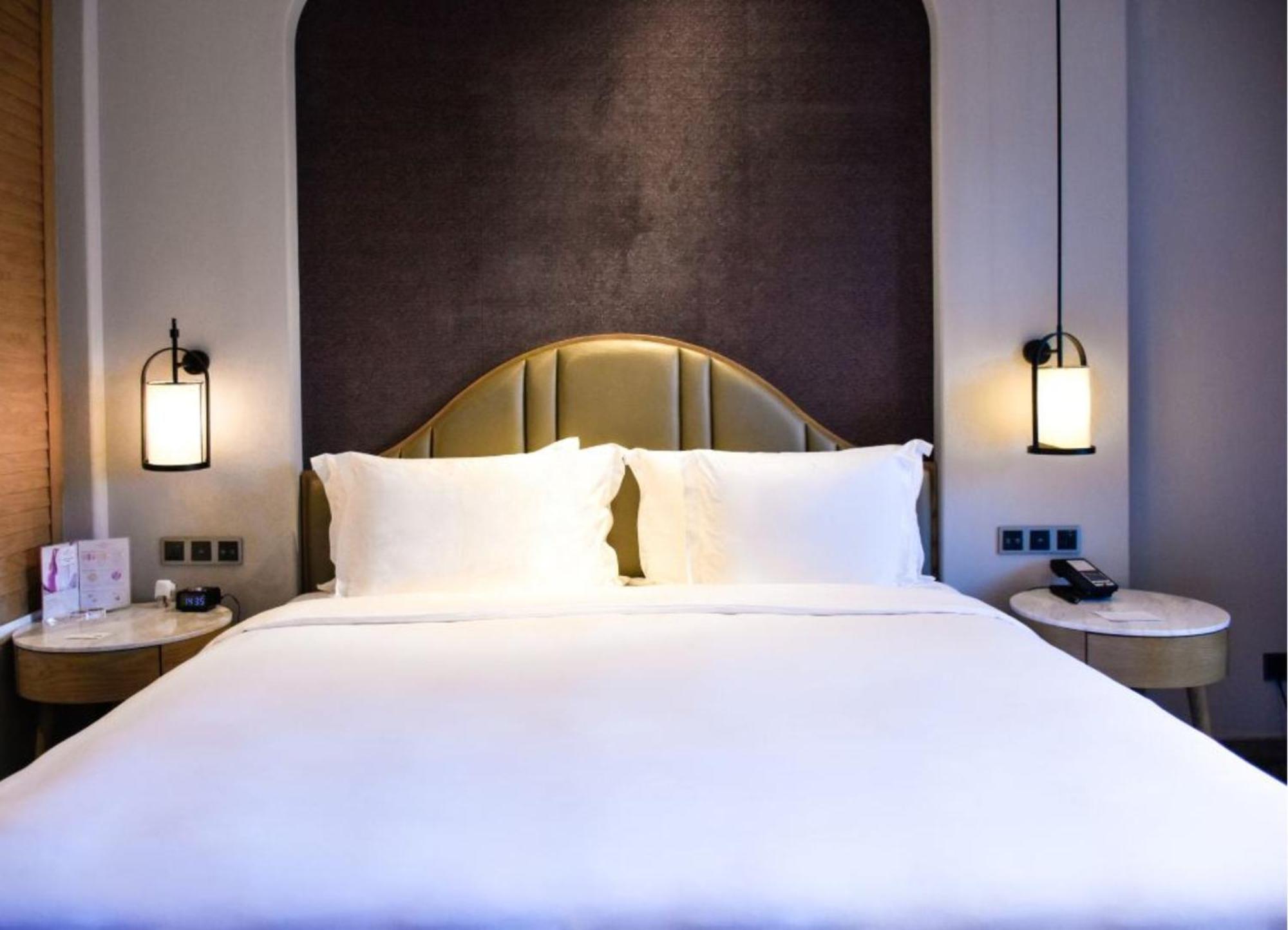 Crowne Plaza Qingdaoorientalmoviemetropolis By Ihg Ξενοδοχείο Εξωτερικό φωτογραφία