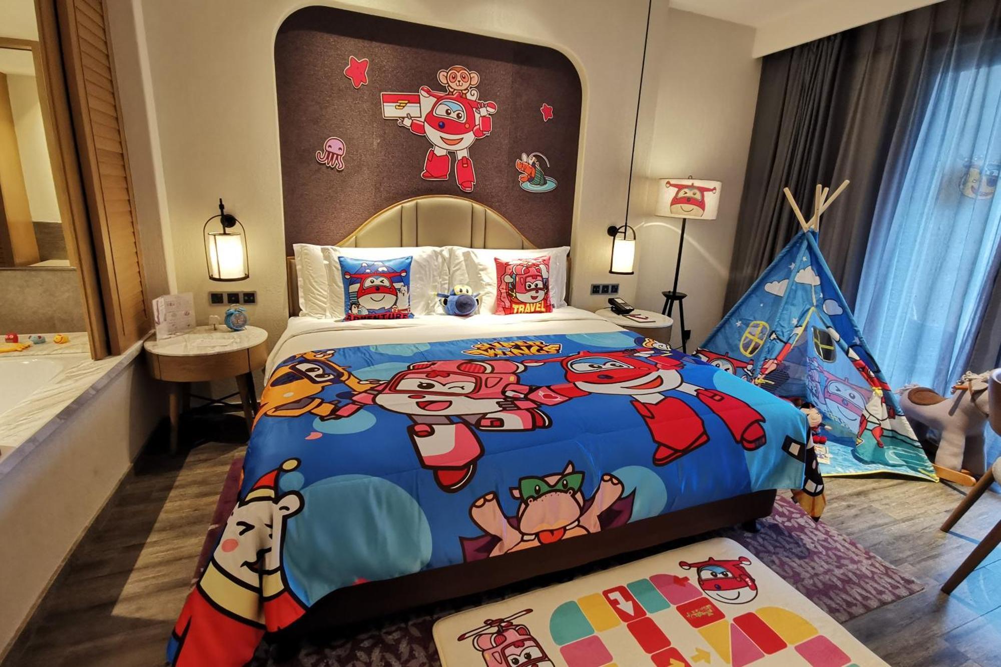 Crowne Plaza Qingdaoorientalmoviemetropolis By Ihg Ξενοδοχείο Εξωτερικό φωτογραφία